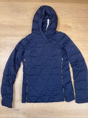 lululemon athletica Fluffed Up Pullover Hooded Quilted Puffer jacket i
